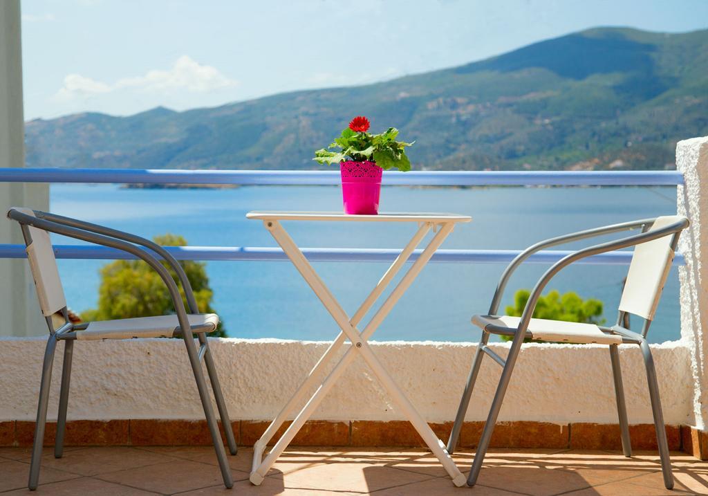Poros Town Theodora Rooms מראה חיצוני תמונה