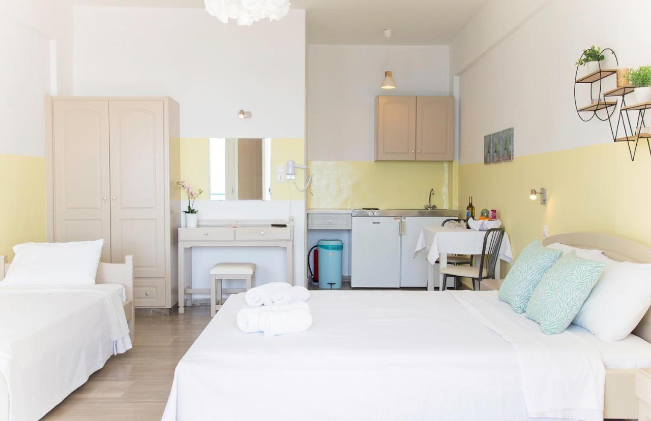 Poros Town Theodora Rooms מראה חיצוני תמונה