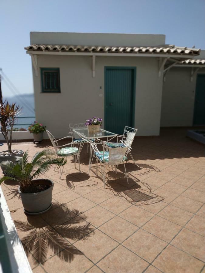 Poros Town Theodora Rooms מראה חיצוני תמונה