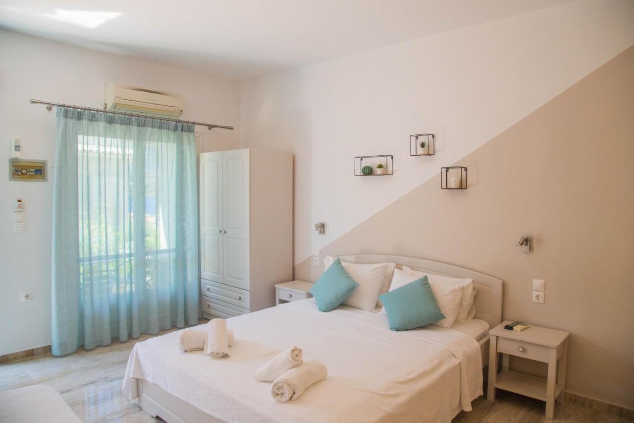 Poros Town Theodora Rooms מראה חיצוני תמונה