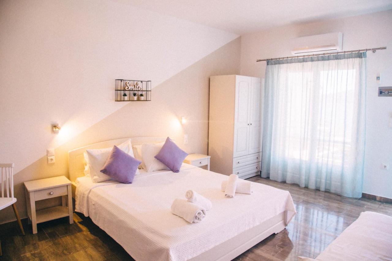 Poros Town Theodora Rooms מראה חיצוני תמונה